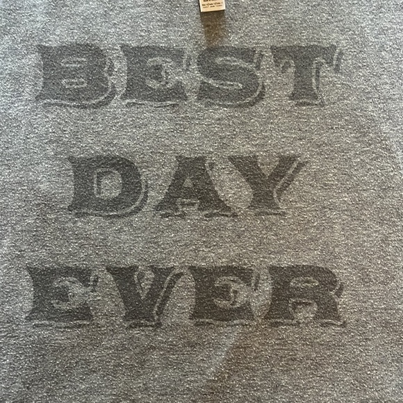 Best Day Ever Graphic Short Sleeve T Shirt YOUTH Grey Black Size 12 SOFT - Picture 2 of 7